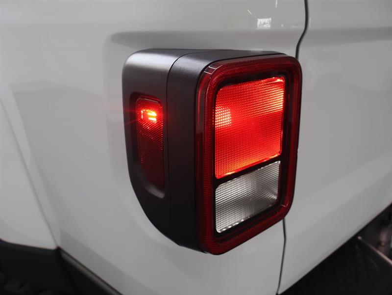 2022 JEEP GLADIATOR SPORT S