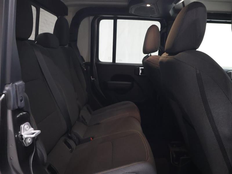 2025 JEEP GLADIATOR SPORT S