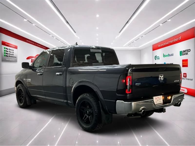 2016 RAM 1500 LARAMIE