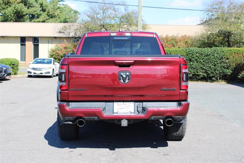 2020 RAM 1500 SPORT