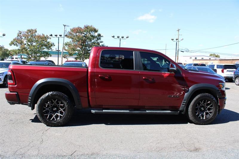2020 RAM 1500 SPORT