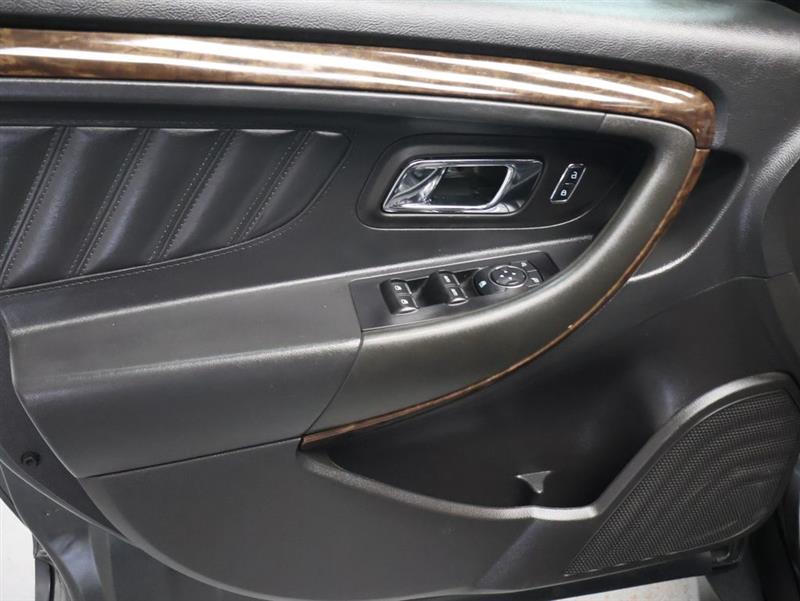 2019 FORD TAURUS LIMITED