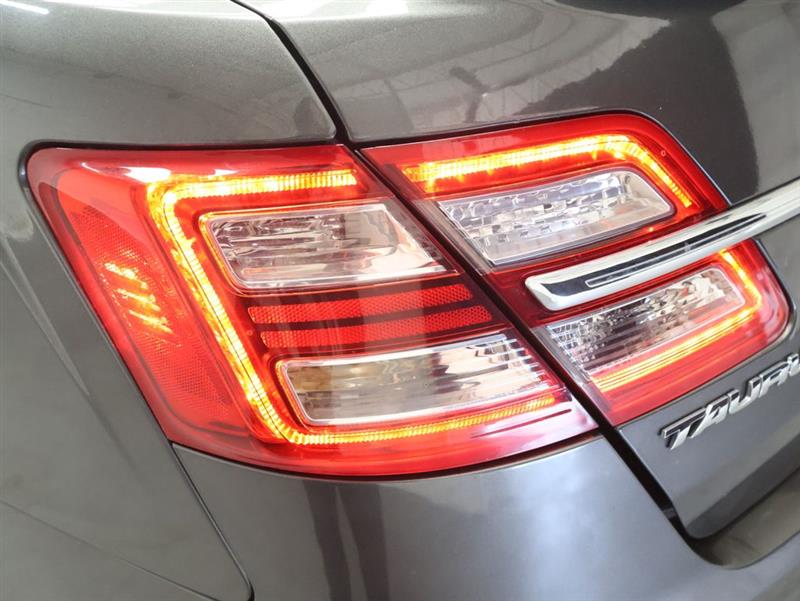 2019 FORD TAURUS LIMITED
