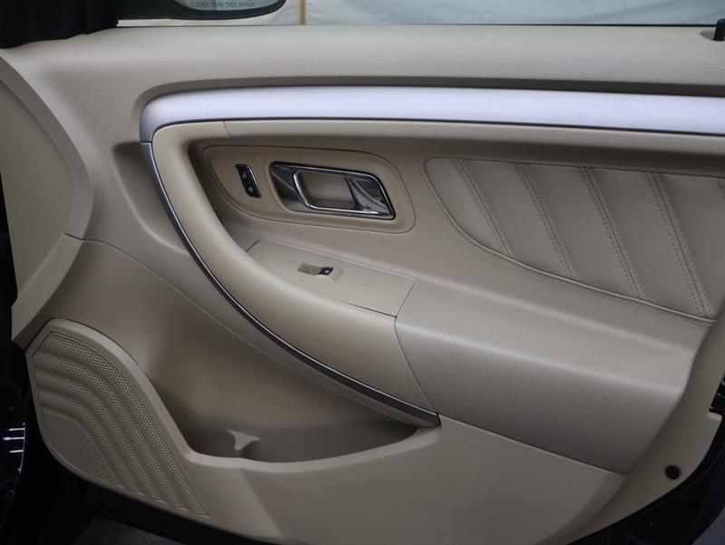 2018 FORD TAURUS SEL