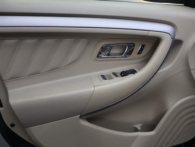 2018 FORD TAURUS SEL