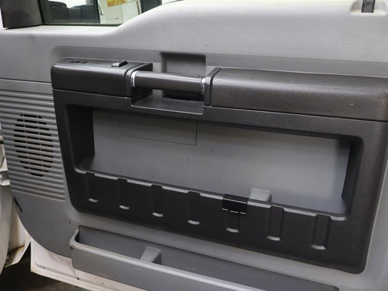 2016 FORD SUPER DUTY F-550 DRW XL
