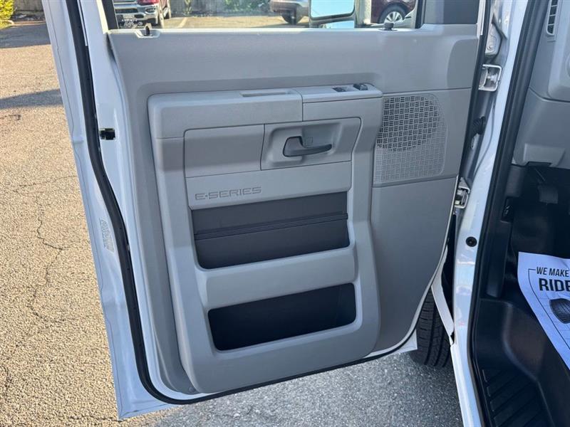 2019 FORD E-SERIES CUTAWAY 