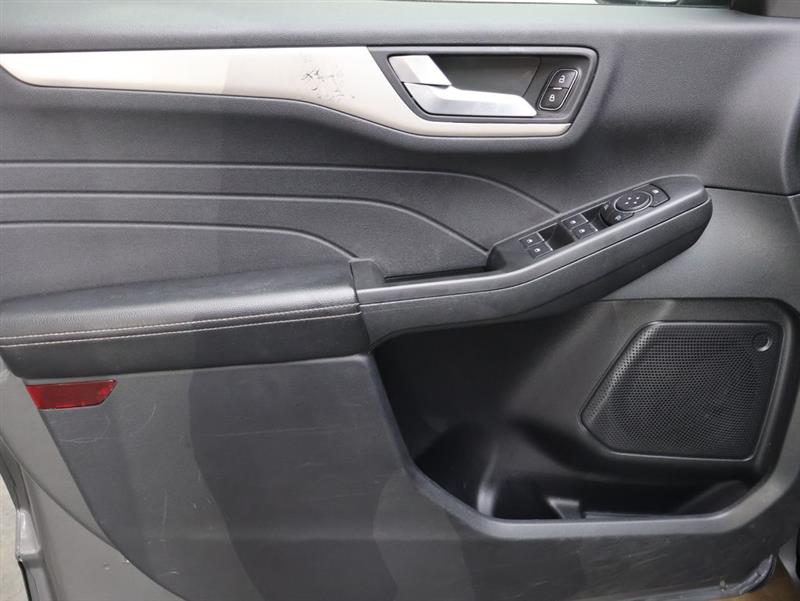 2022 FORD ESCAPE SEL HYBRID