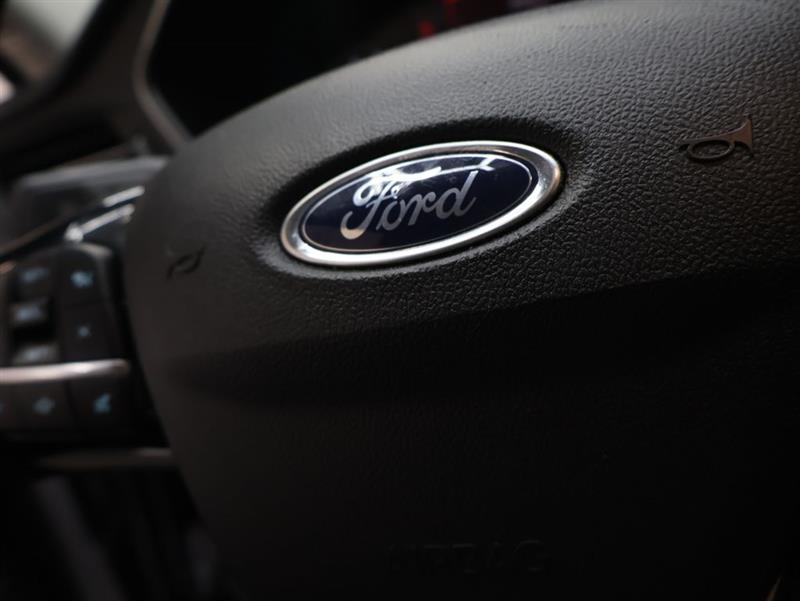 2022 FORD ESCAPE SEL HYBRID