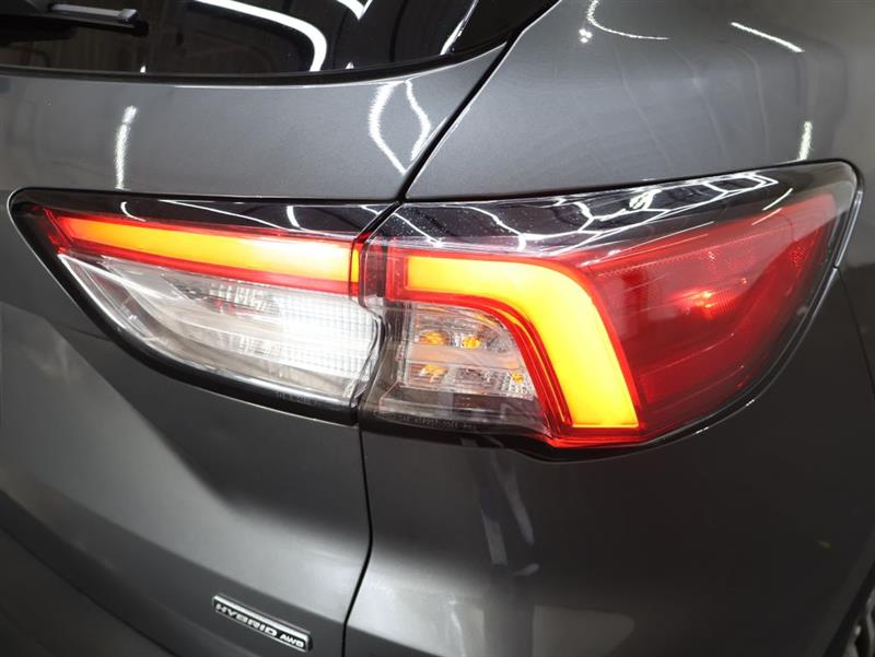 2022 FORD ESCAPE SEL HYBRID