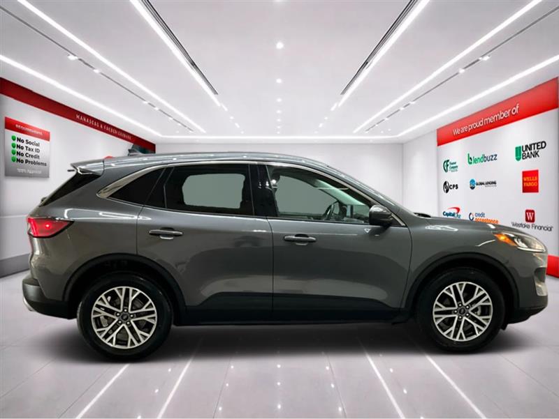 2022 FORD ESCAPE SEL HYBRID