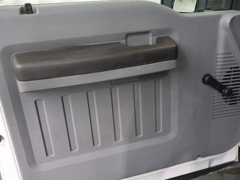 2016 FORD SUPER DUTY F-250 SRW XL