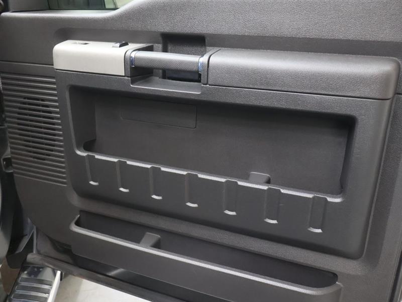 2016 FORD SUPER DUTY F-350 SRW Lariat