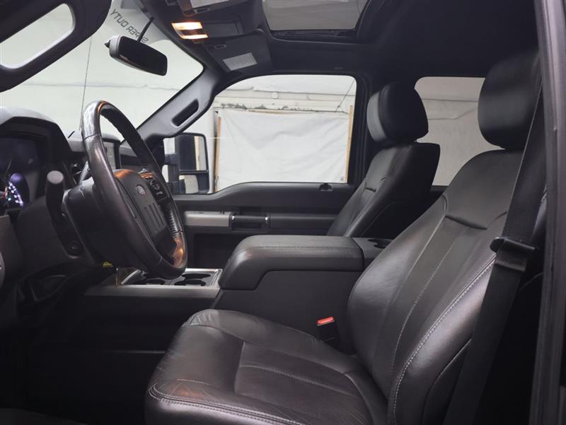 2016 FORD SUPER DUTY F-350 SRW Lariat
