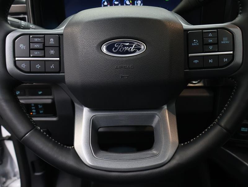 2024 FORD SUPER DUTY F-450 DRW LARIAT