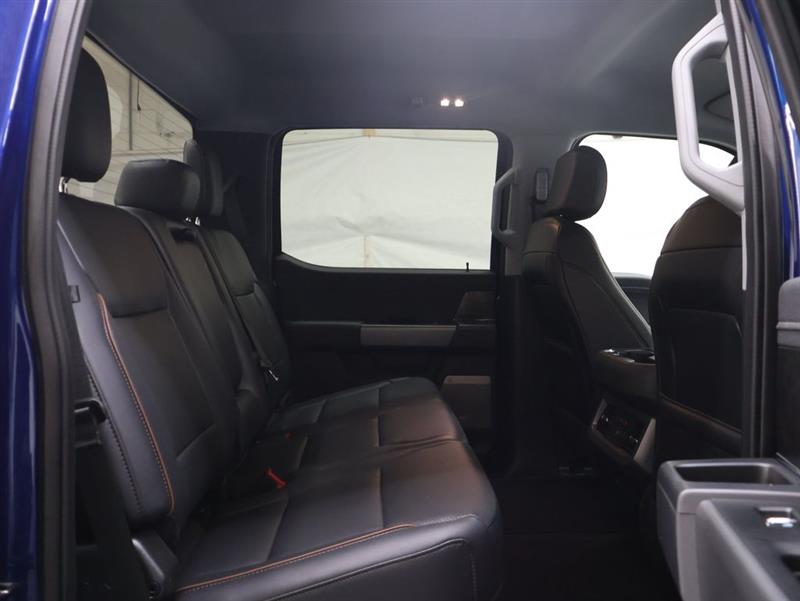 2026 FORD SUPER DUTY F-450 DRW LARIAT