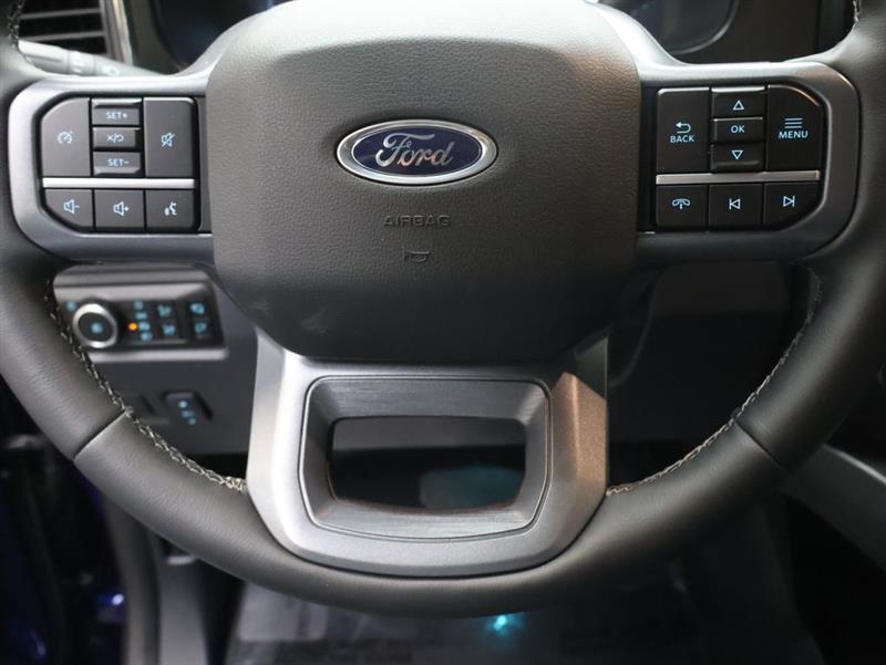2026 FORD SUPER DUTY F-450 DRW LARIAT