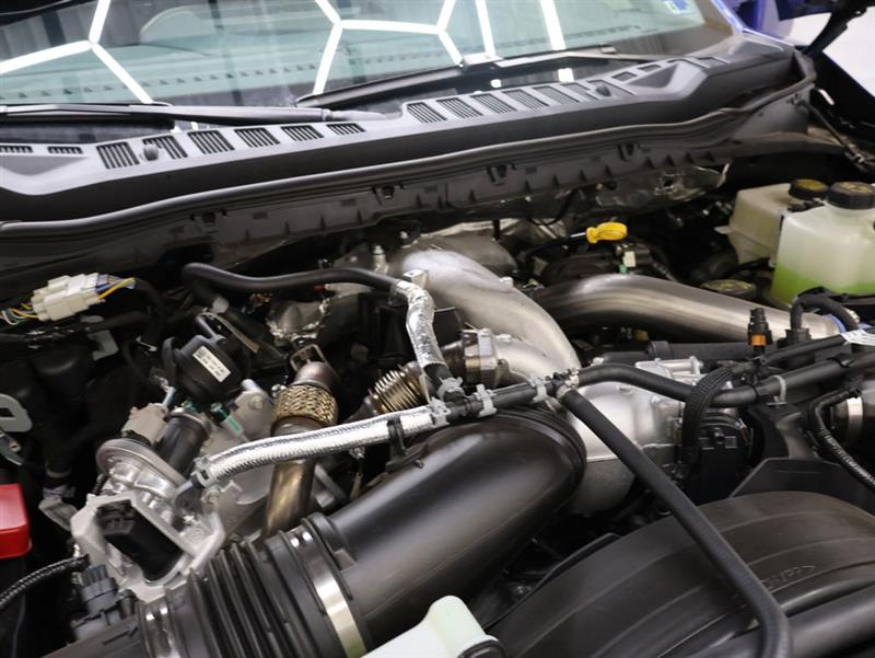 2026 FORD SUPER DUTY F-450 DRW LARIAT