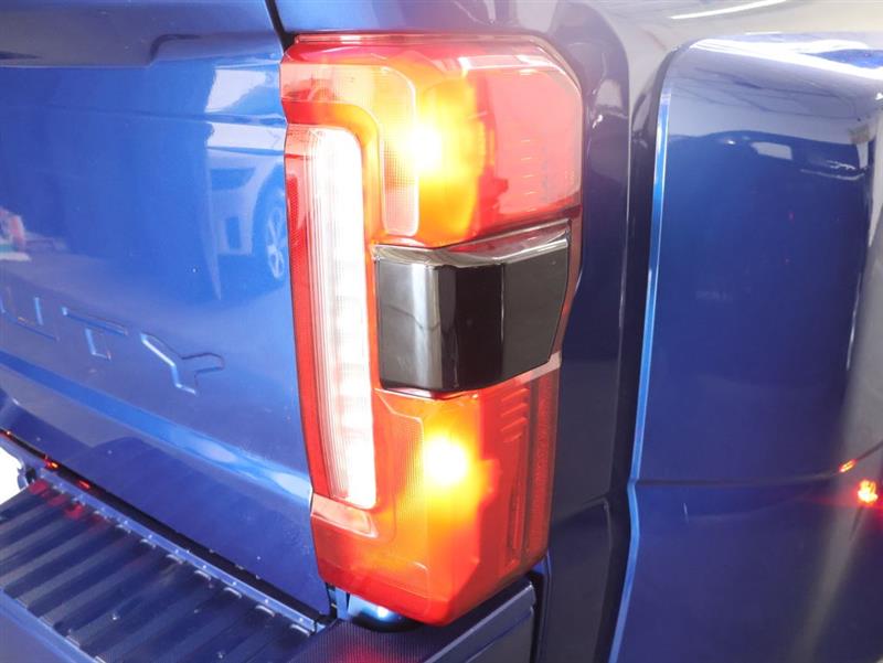 2026 FORD SUPER DUTY F-450 DRW LARIAT