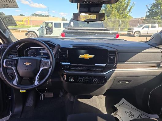 2024 CHEVROLET SILVERADO 1500 LT