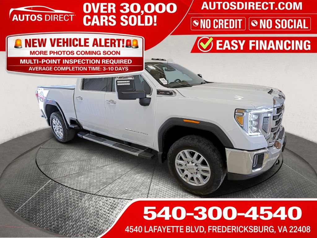 2022 GMC Sierra 4WD Crew Cab Standard Box SLT's photo
