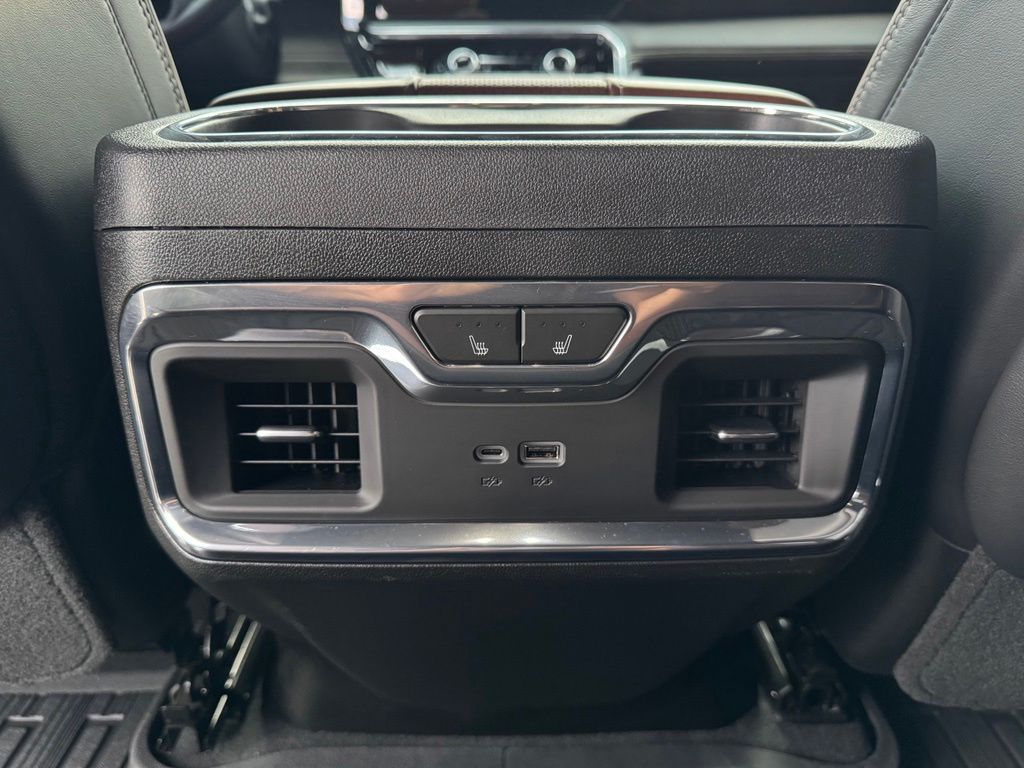 2024 GMC Sierra 2500HD Denali Ultimate - Photo 18