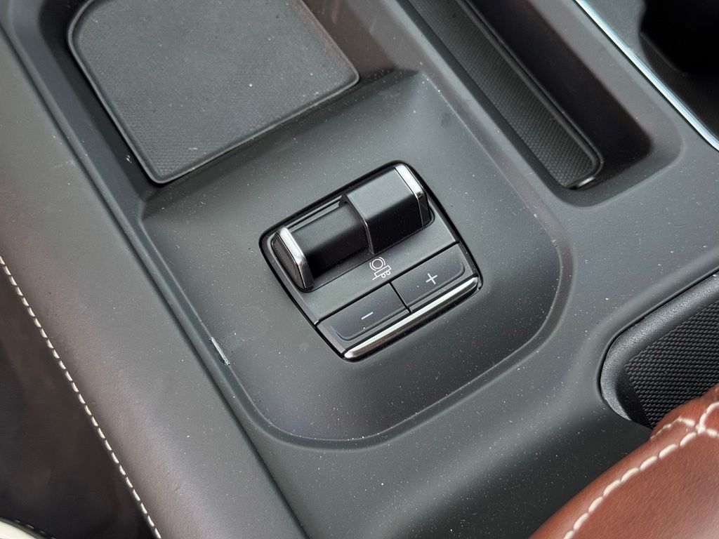 2024 GMC Sierra 2500HD Denali Ultimate - Photo 53