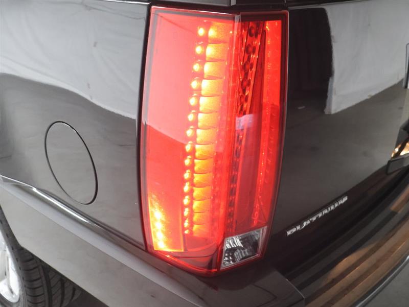2013 CADILLAC ESCALADE ESV Platinum Edition
