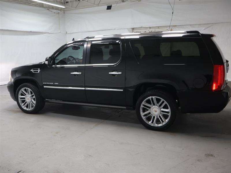 2013 CADILLAC ESCALADE ESV Platinum Edition