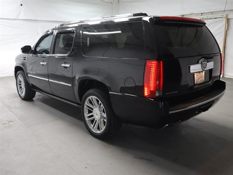 2013 CADILLAC ESCALADE ESV Platinum Edition