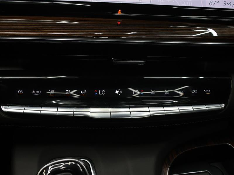 2022 CADILLAC ESCALADE PREMIUM LUXURY