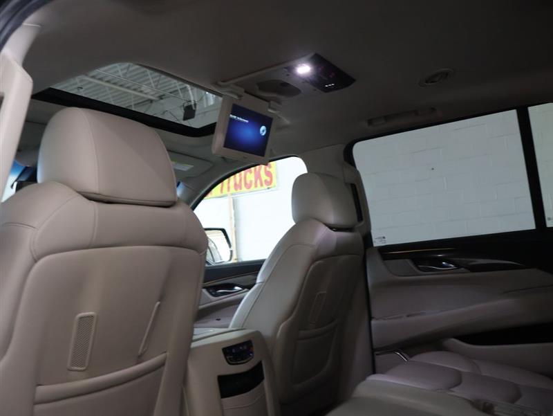 2018 CADILLAC ESCALADE ESV Luxury