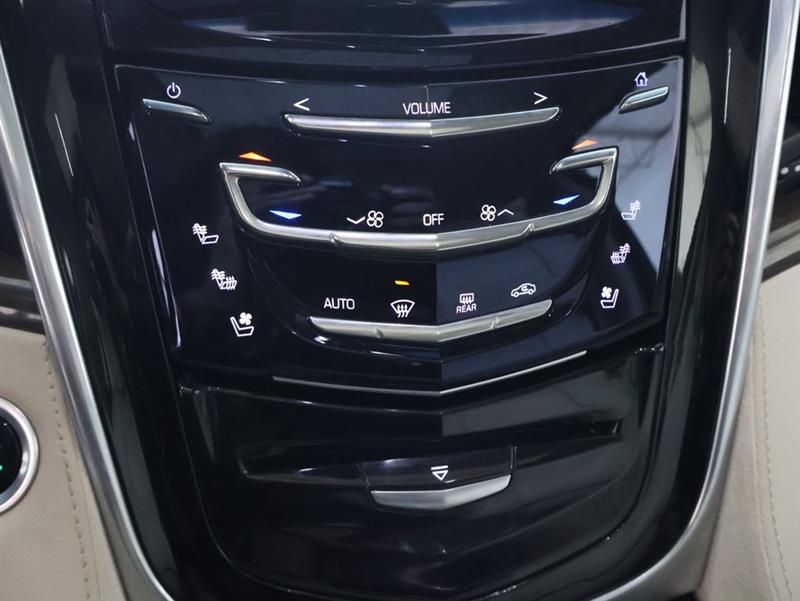 2018 CADILLAC ESCALADE ESV Luxury