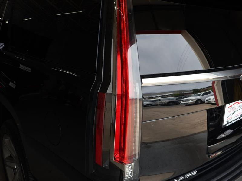 2018 CADILLAC ESCALADE ESV Luxury