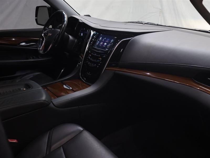2018 CADILLAC ESCALADE ESV Premium Luxury