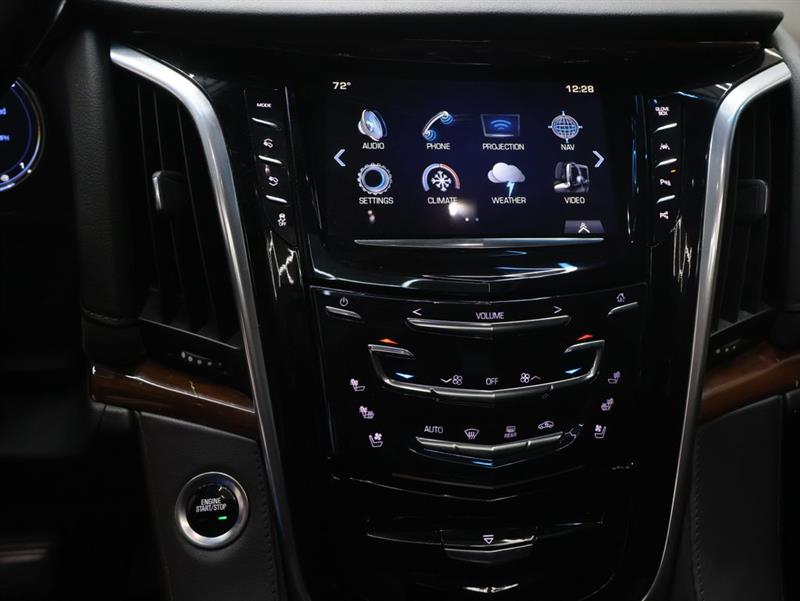 2018 CADILLAC ESCALADE ESV Premium Luxury