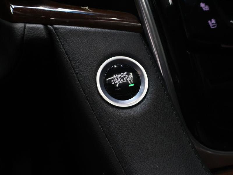 2018 CADILLAC ESCALADE ESV Premium Luxury