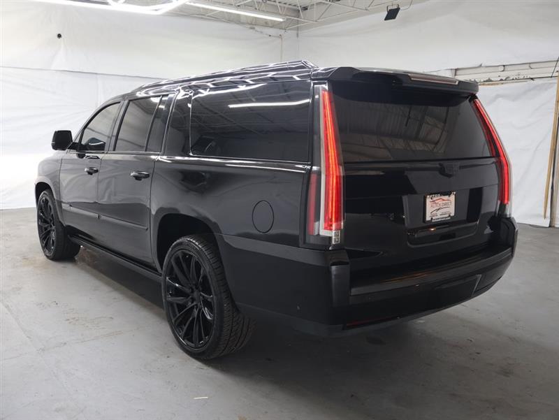 2018 CADILLAC ESCALADE ESV Premium Luxury