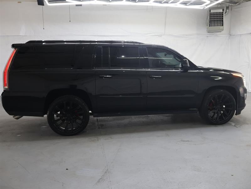 2018 CADILLAC ESCALADE ESV Premium Luxury