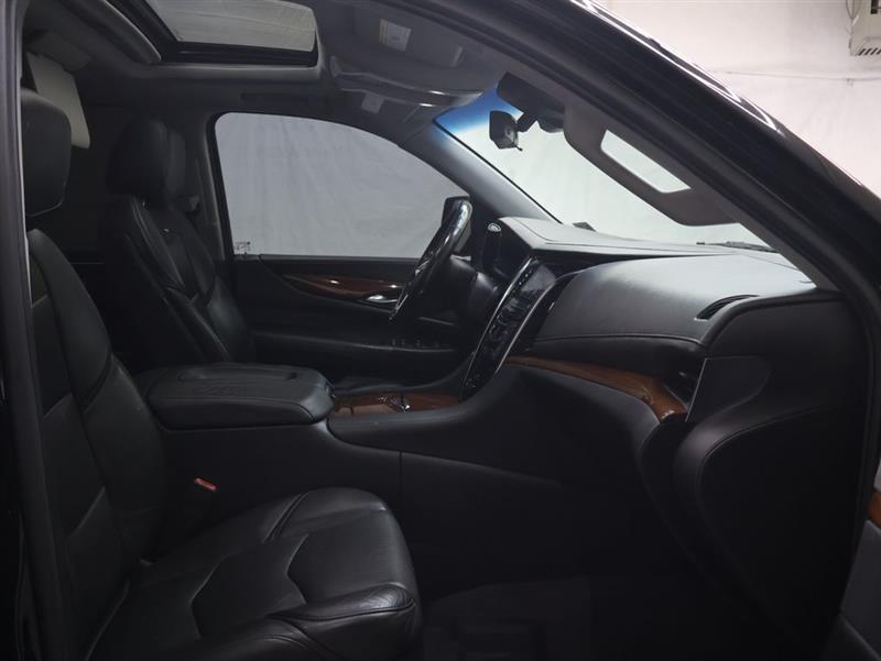 2018 CADILLAC ESCALADE ESV Premium Luxury