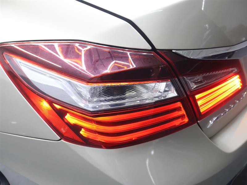 2016 HONDA ACCORD LX
