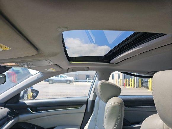 2018 HONDA ACCORD EX