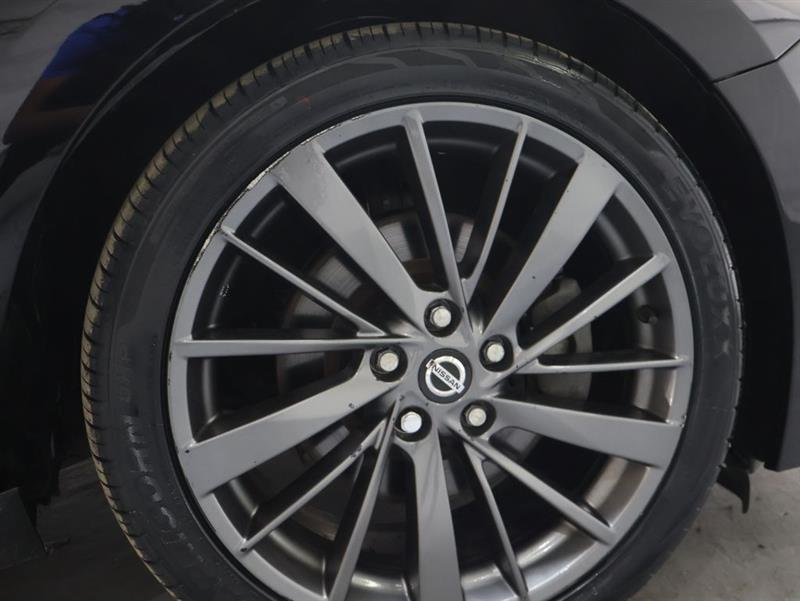 2019 NISSAN MAXIMA PLATINUM