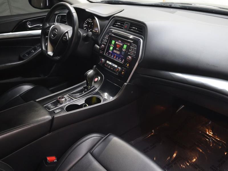 2021 NISSAN MAXIMA SV