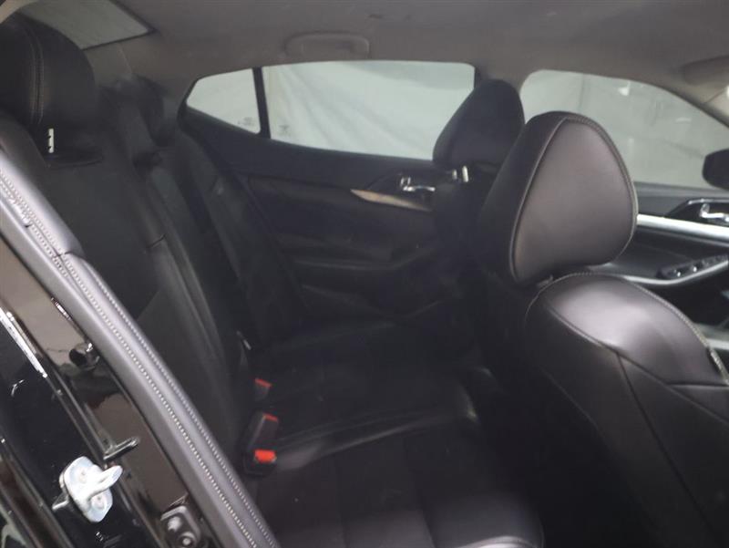 2021 NISSAN MAXIMA SV