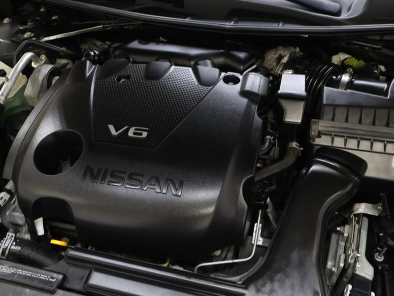 2021 NISSAN MAXIMA SV