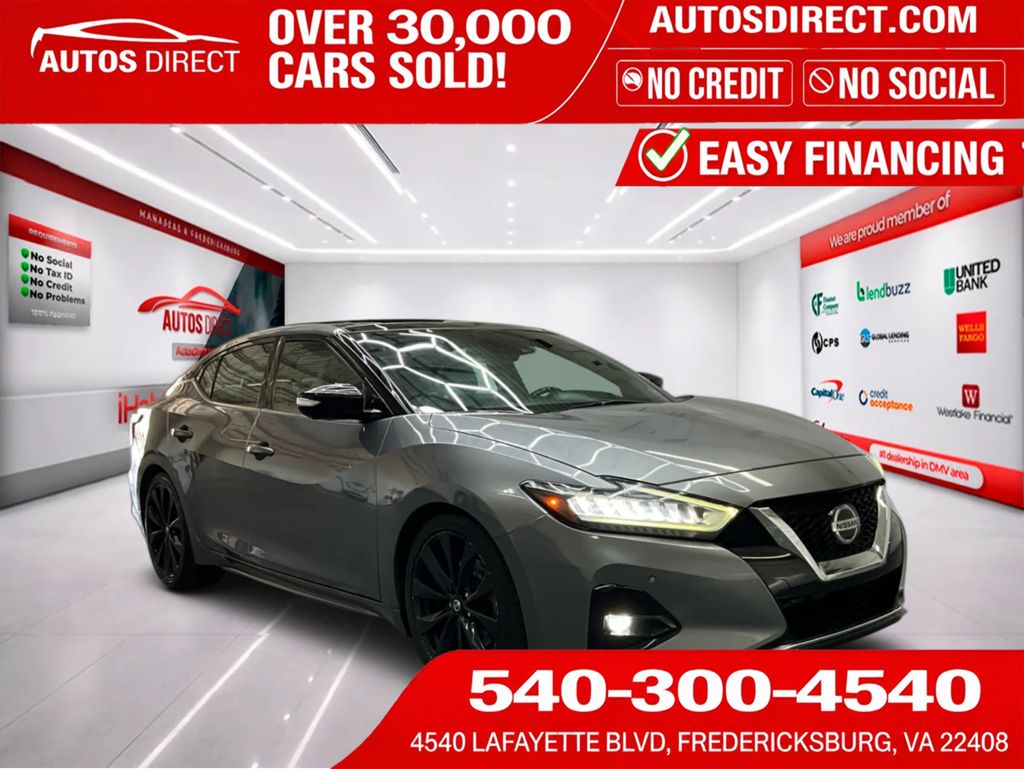 2020 Nissan Maxima SR's photo
