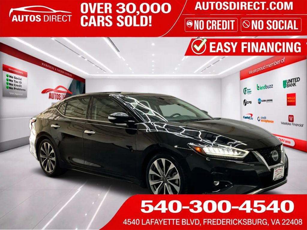 2023 Nissan Maxima Platinum's photo