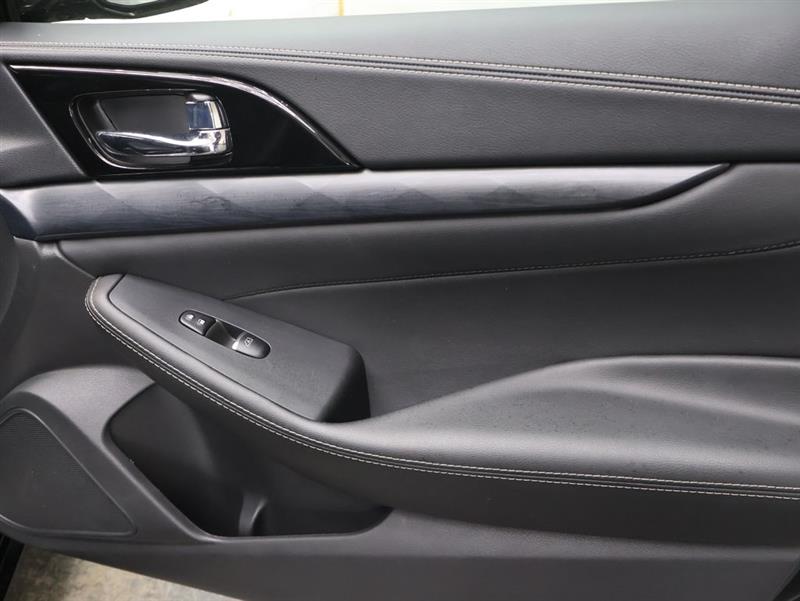 2023 NISSAN MAXIMA PLATINUM