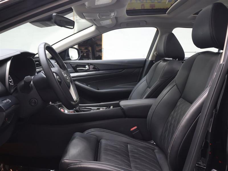 2023 NISSAN MAXIMA PLATINUM